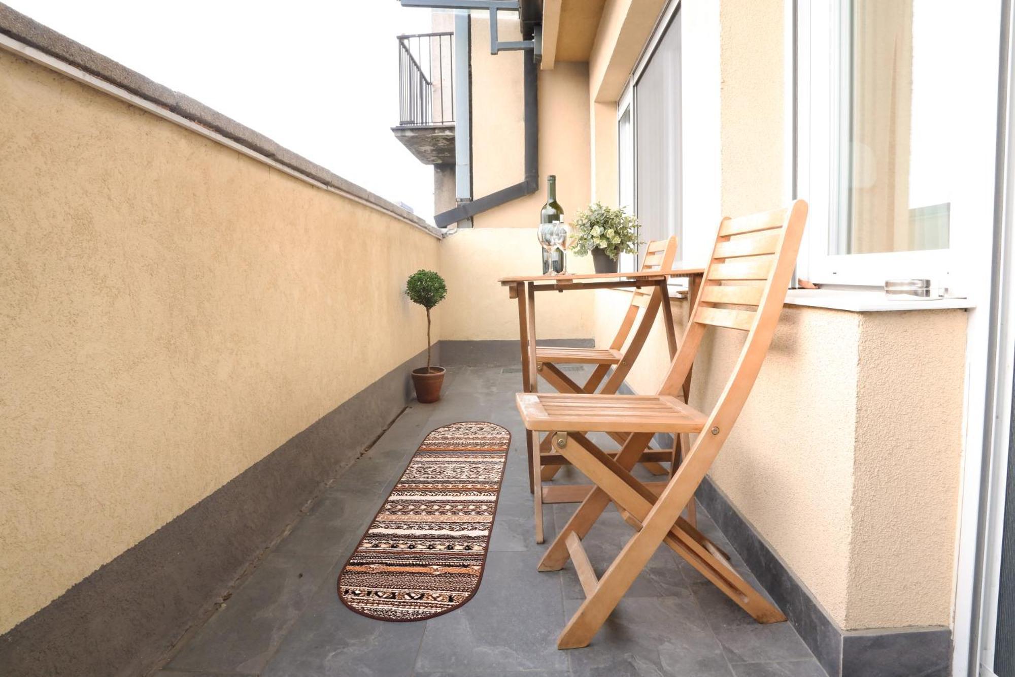 Templum Apartments - Slavija Square بلغراد المظهر الخارجي الصورة